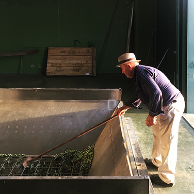 Bauer in der Oelmuehle